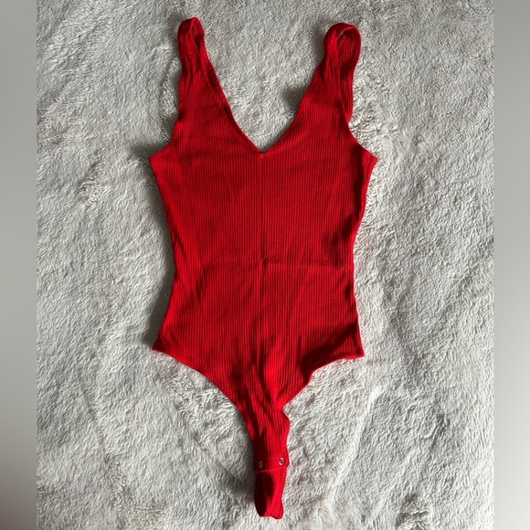 Garage V-Neck tant bodysuit - Picture 1 of 3